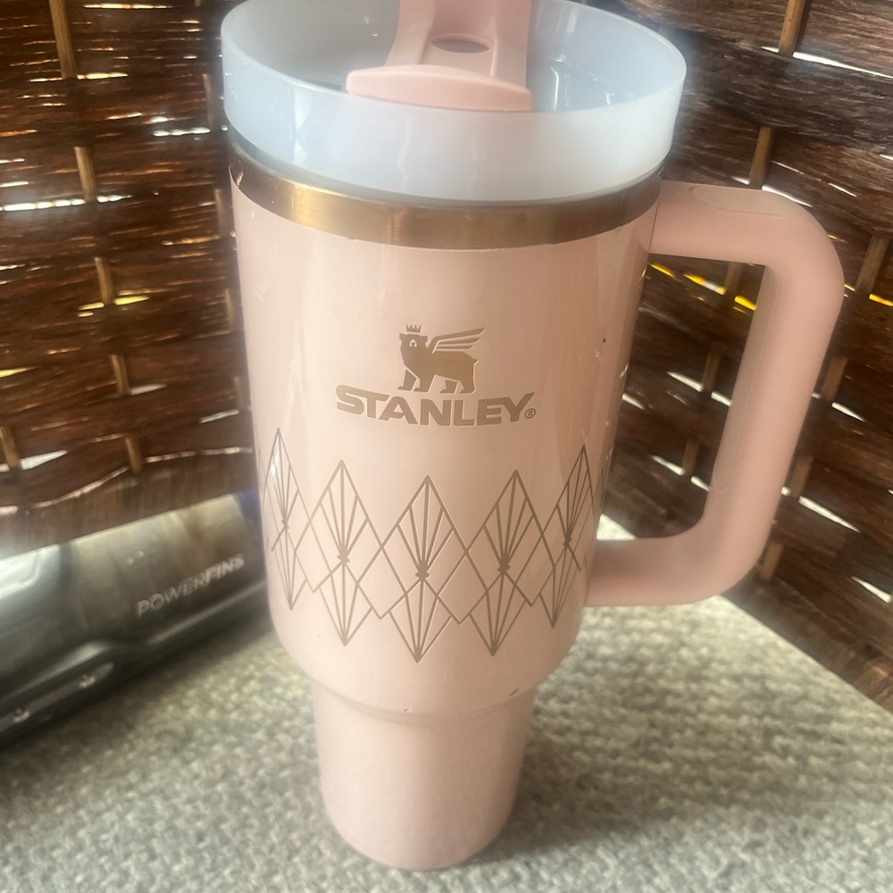 Stanley Geometric Pink Travel Mug with Handle